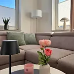 דירה Upland-living