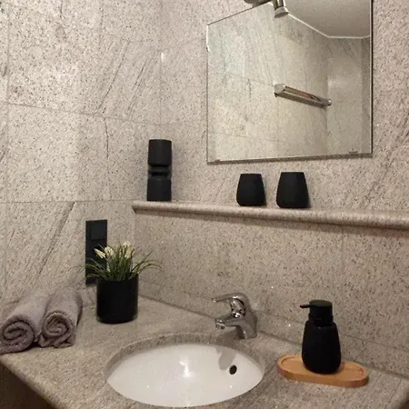 Apartment Upland-living